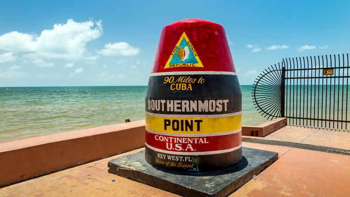 Image of Water, Waterfront, Nature, Outdoors, Sky, Alcohol, Beer, Beverage, 