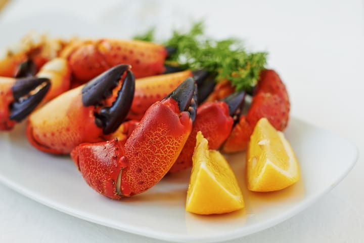 Image of Food, Food Presentation, Animal, Lobster, Sea Life, Seafood, Citrus Fruit, Fruit, Orange, 