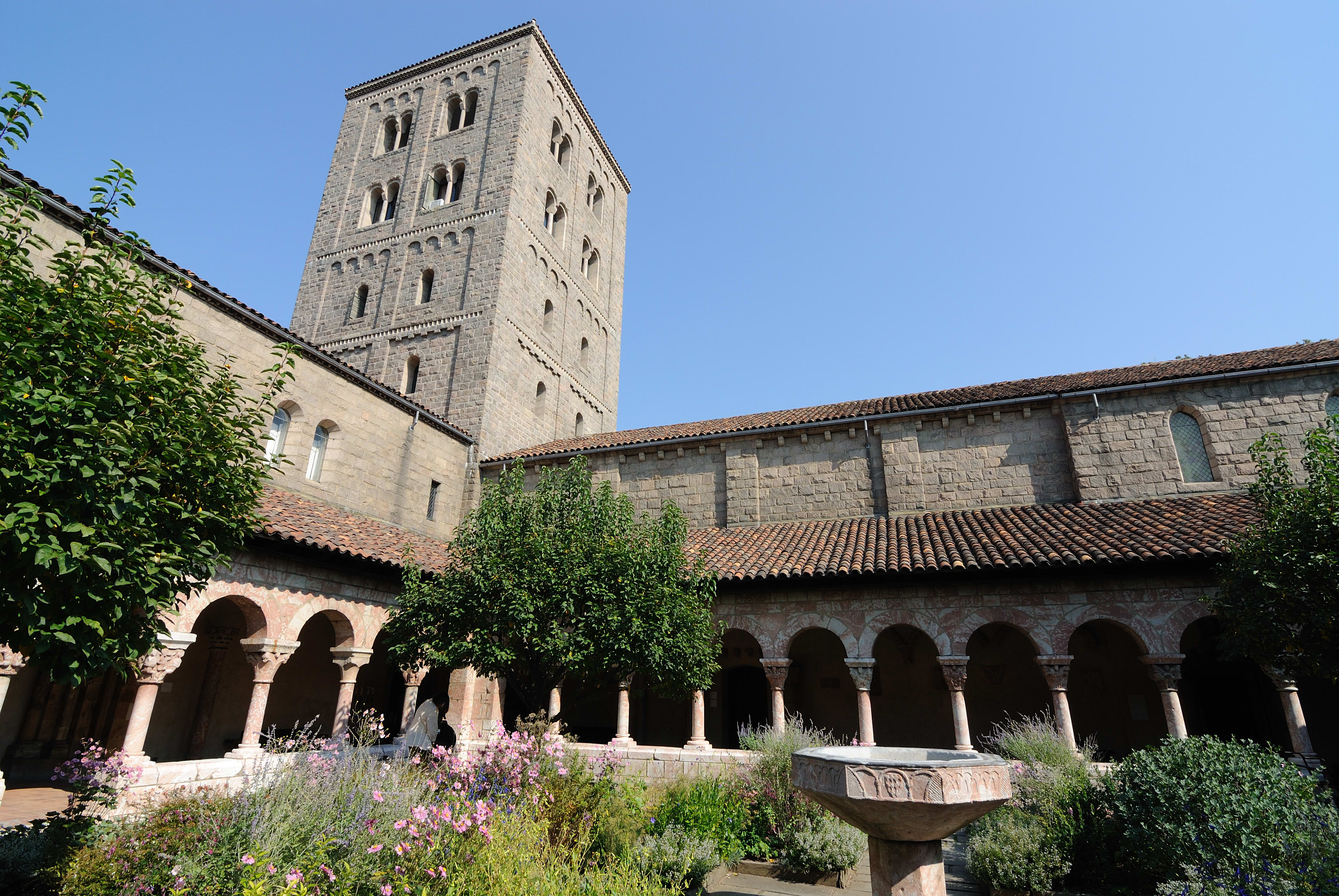Image of Monastery, House, Housing, Villa, Arch,
