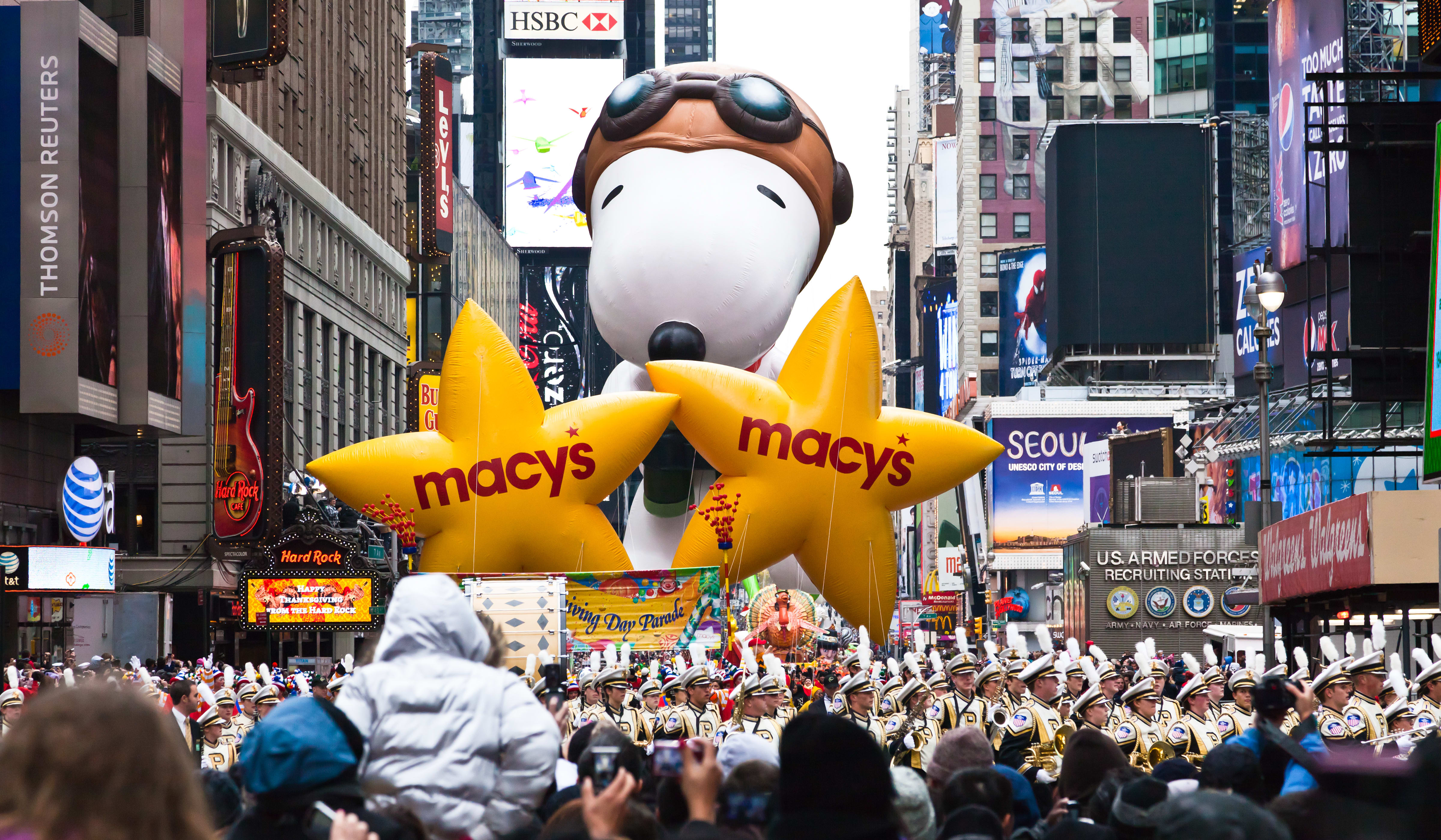 Tips for seeing the Macy's Thanksgiving Day Parade in New York and