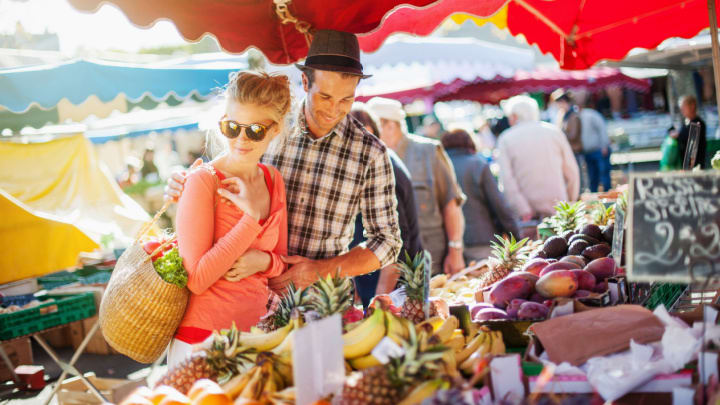 Image of Adult, Female, Person, Woman, Male, Man, Child, Girl, Market, Farmer's Market, Accessories, Sunglasses, 