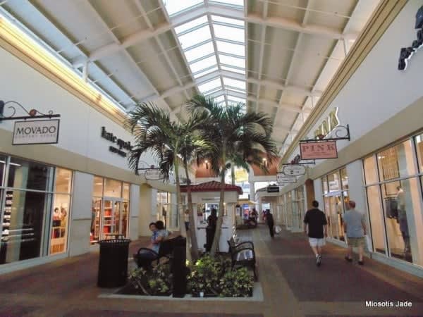 Shopping at Orlando International Premium Outlets in Orlando, Florida 