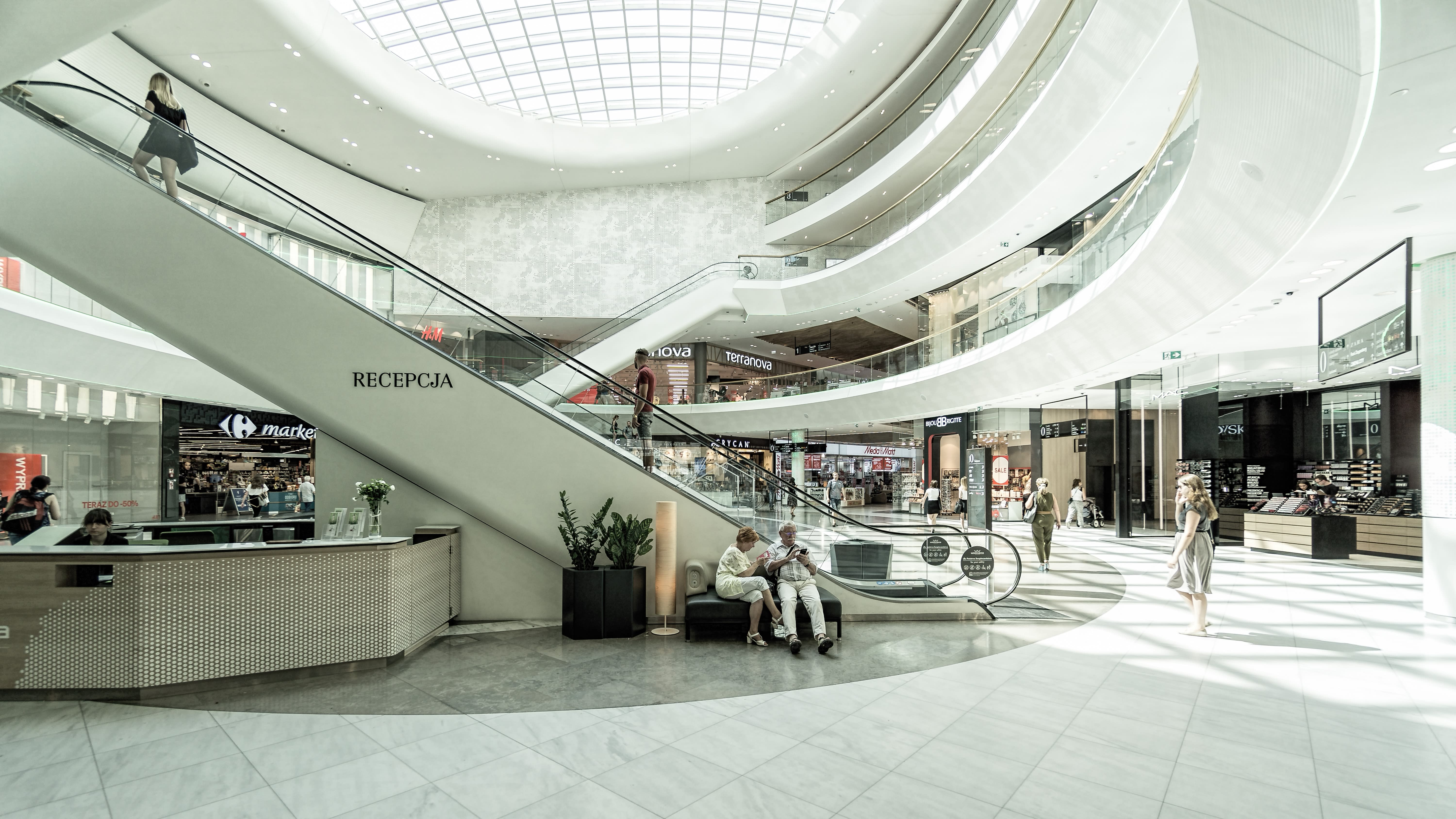 Image of Shop, Shopping Mall, Person, Handbag, Plant, People, Shoe, 