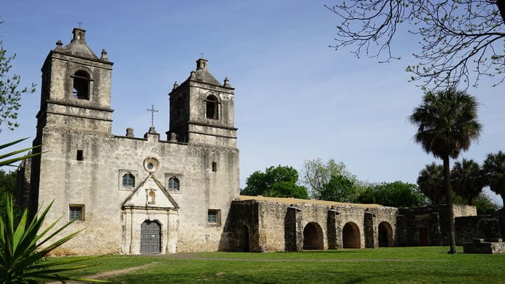 Image of Arch, Monastery, Gothic Arch, Grass, Bell Tower, Tower, Housing, 