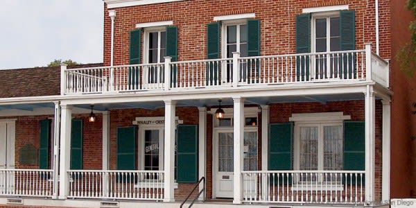 Image of Housing, Lamp, House, Porch, Portico, 