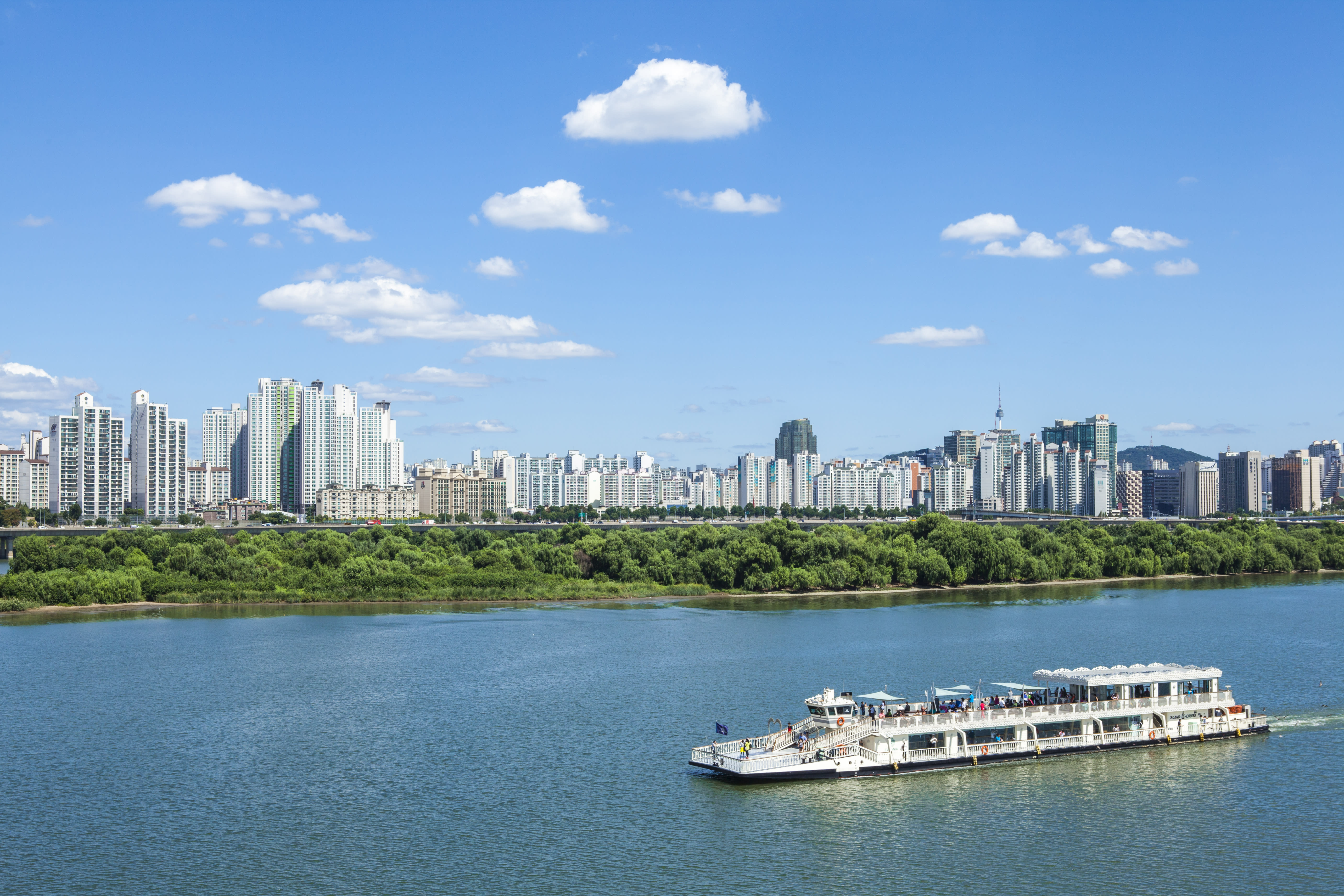 Image of Cityscape, Urban, City, Water, Waterfront, Metropolis, Boat, Vehicle, Nature, Outdoors, Scenery, Ferry, 