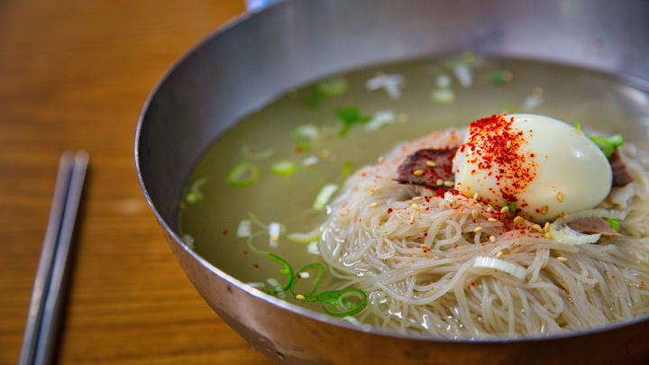 Image of Food, Meal, Dish, Noodle, Bowl, Pasta, Vermicelli, Dining Table, 