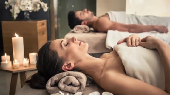 Image of Adult, Female, Person, Woman, Male, Man, Spa,