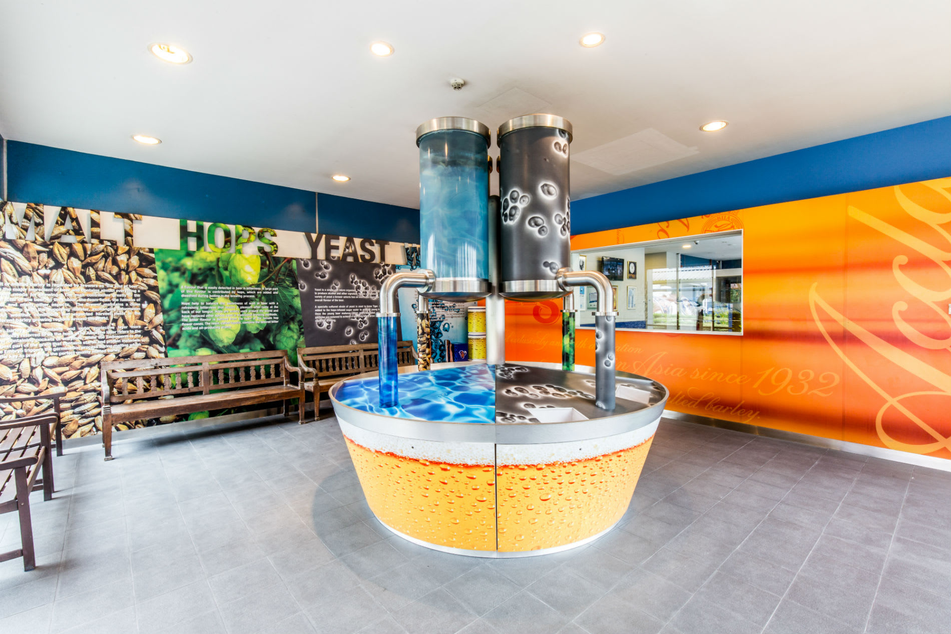 Image of Bench, Furniture, Indoors, Interior Design, Chair, Tub, Hot Tub, Table, 