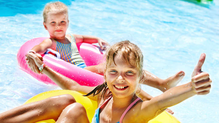 Image of Summer, Finger, Hand, Person, Water, Child, Female, Girl, Face, Head, Photography, Portrait, 