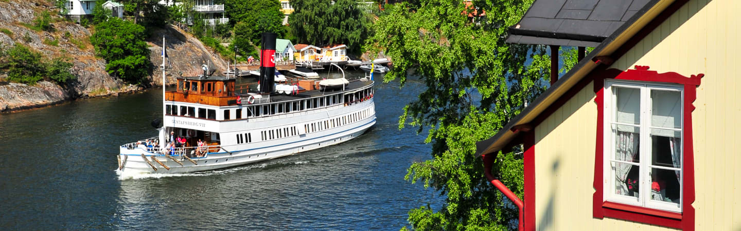 Image of Appliance, Device, Electrical Device, Steamer, Boat, Vehicle, Watercraft, Nature, Outdoors, Scenery, Ferry, Water, Waterfront, 