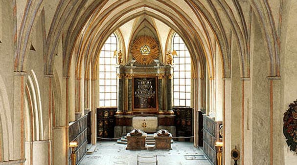 Image of Altar, Church, Prayer, Indoors, 