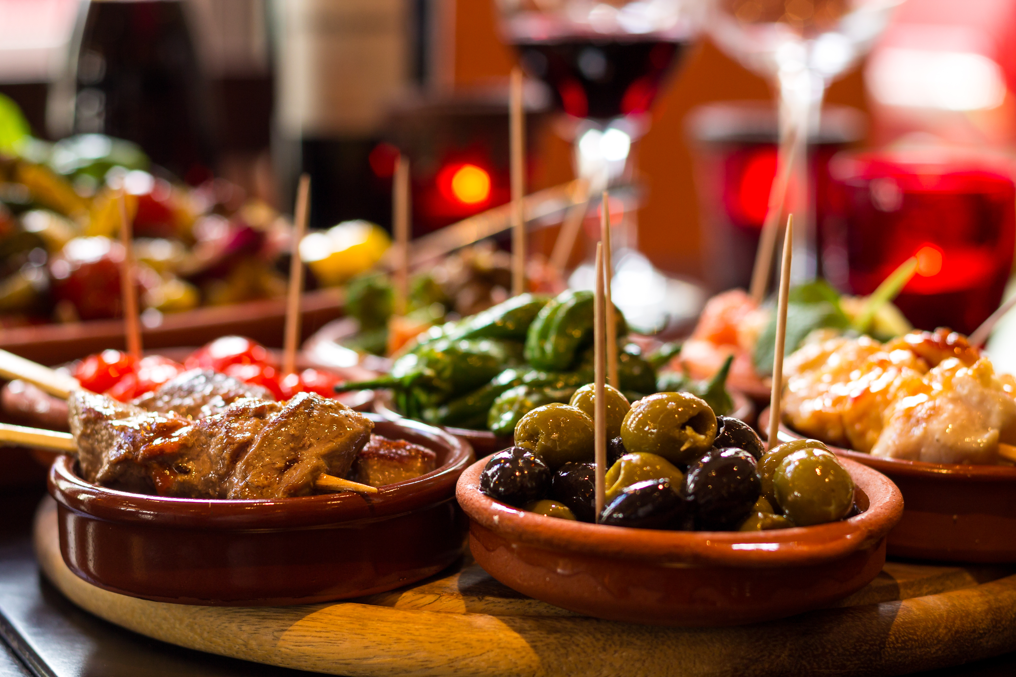 Afternoon Tapas tasting with Sangria | Go City®, image size:4272x2848