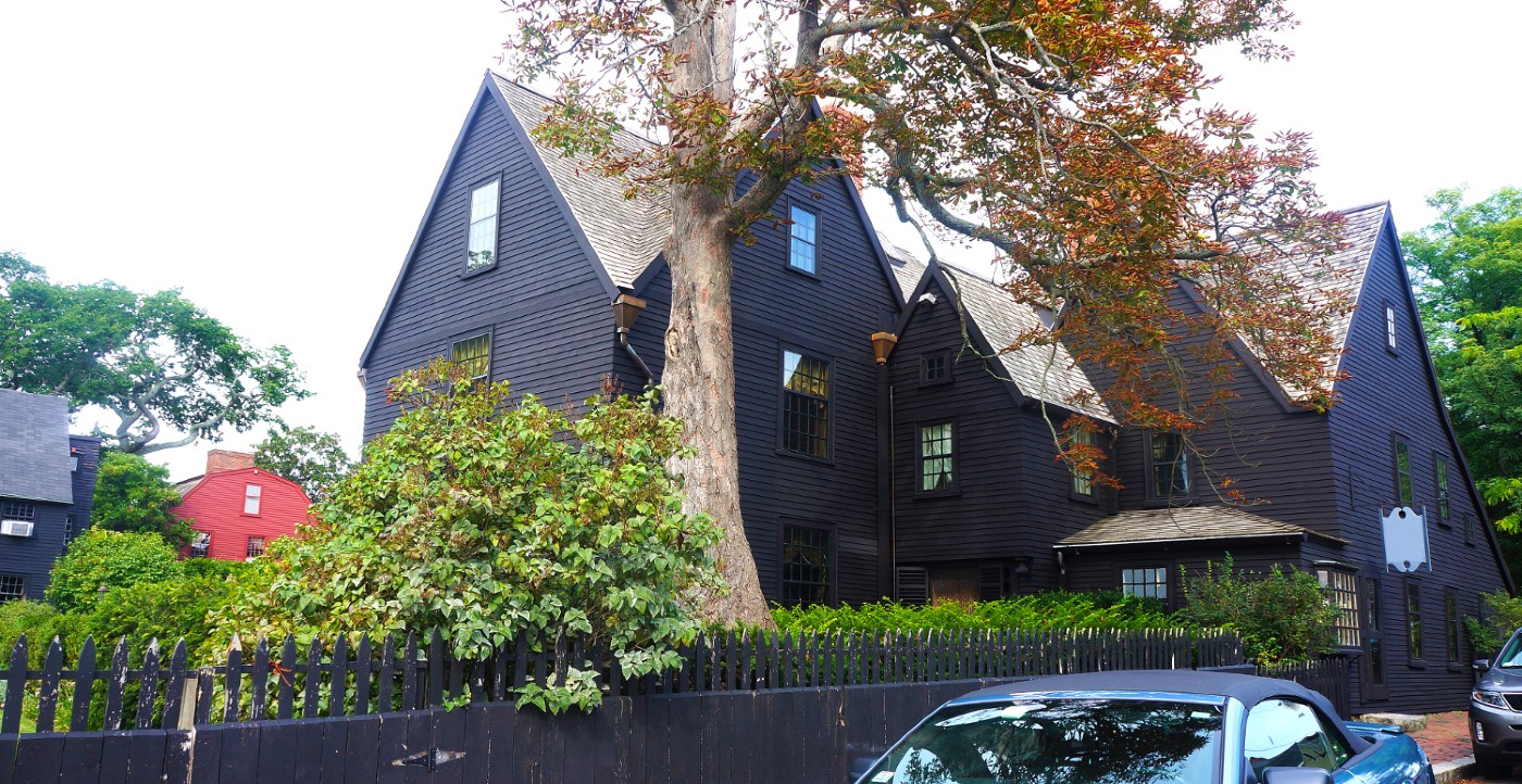House Of Seven Gables Hours