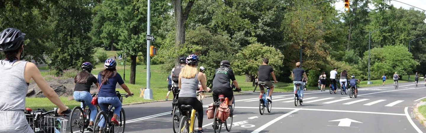 Las mejores 110 ideas de Ciclismo mujer  ciclismo mujer, ciclismo,  uniformes de ciclismo