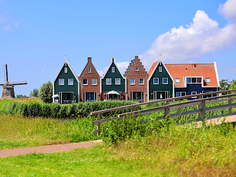 Volendam Day Tour
