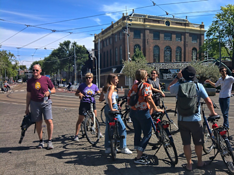 Mike’s City Highlights Bike Tour