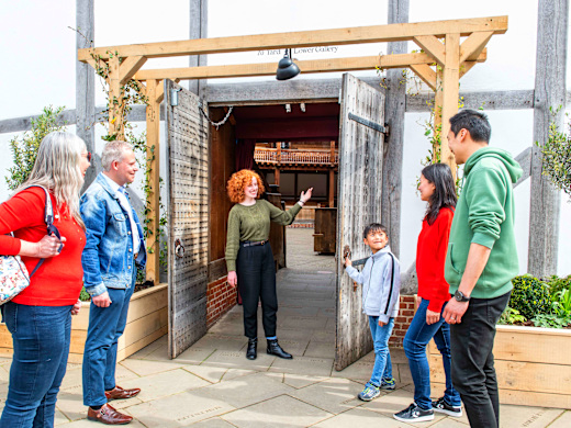 Shakespeares Globe Theatre Tour