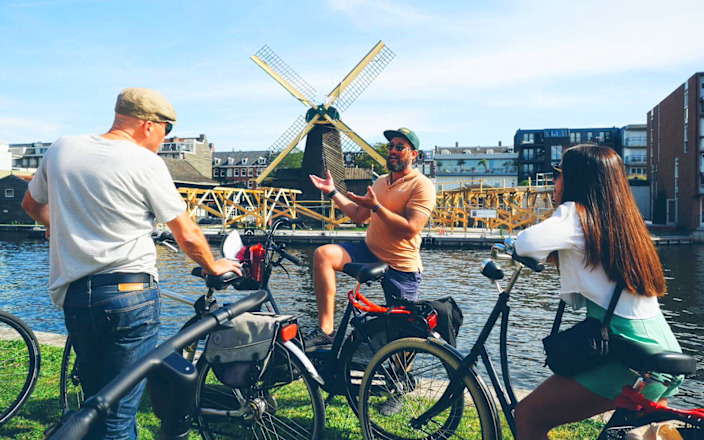 Mike’s City Highlights Bike Tour