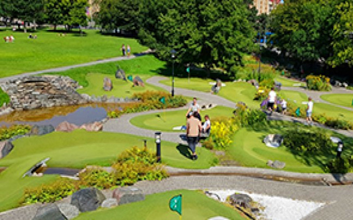 Slottsskogen Adventure Golf
