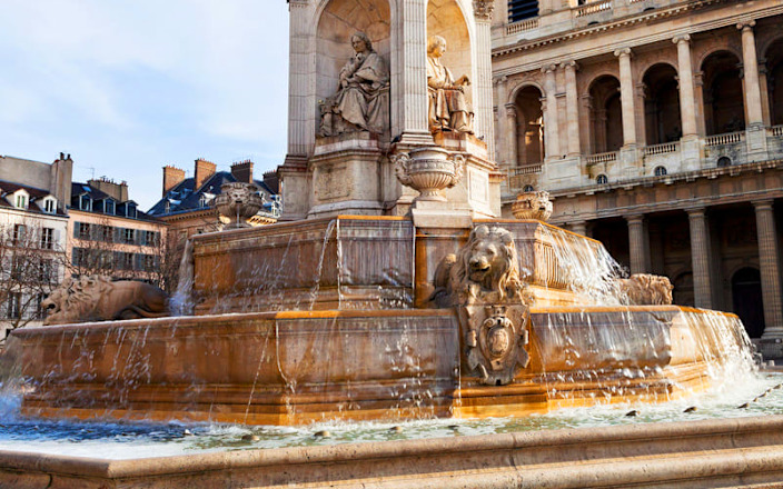 Saint-Germain-des-Prés Walking Tour