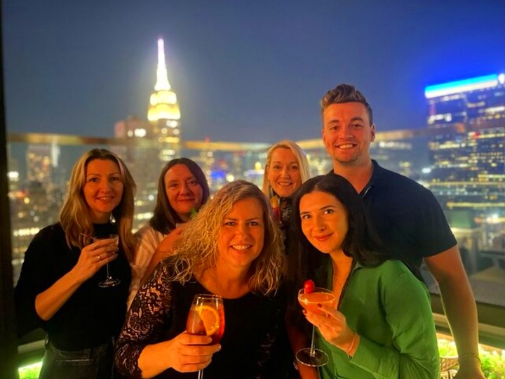 Bar Lounge & Rooftop Walking Tour