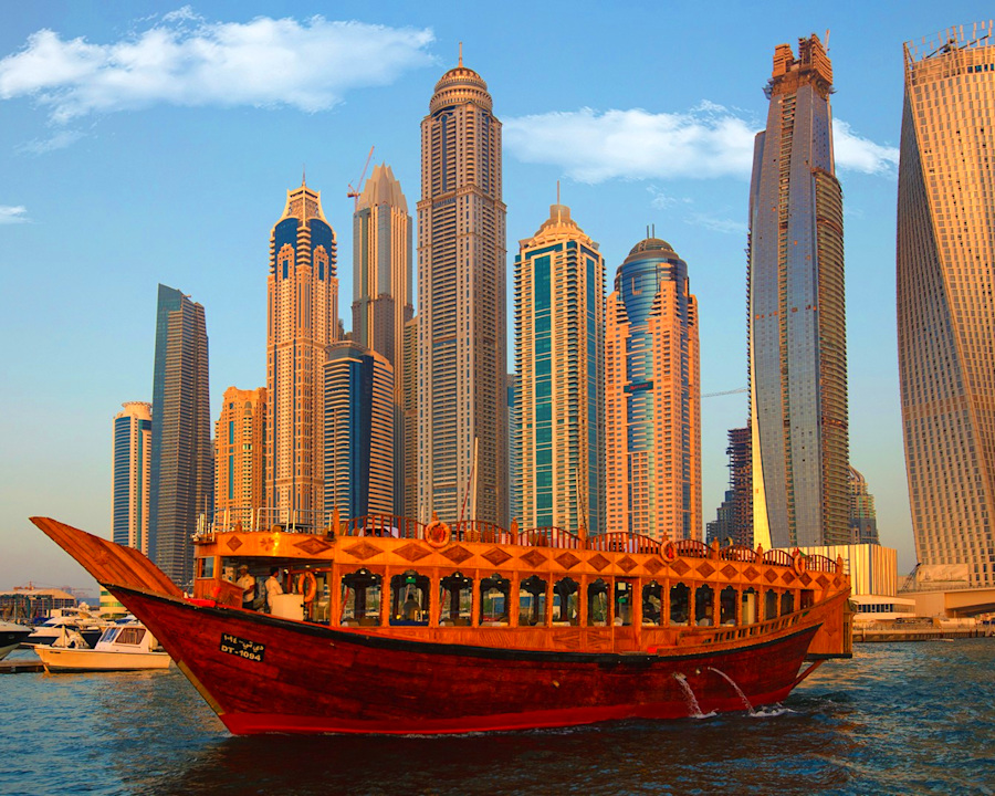 Dhow Cruise Dubai Marina