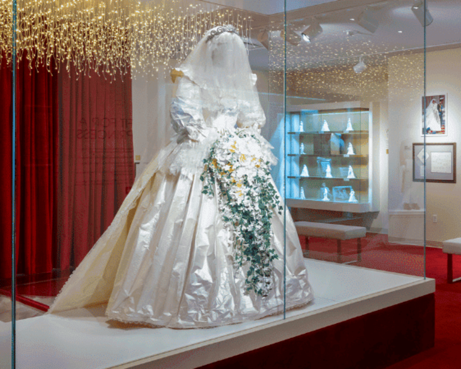 Princess Diana & The Royals: The Exhibition