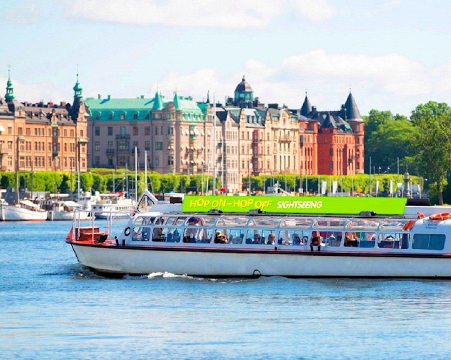 Hop On Hop Off Bus and Boat Tour Stockholm