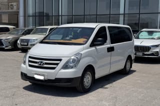 2017 Hyundai H1 12-Seater Wagon M/T Mid
