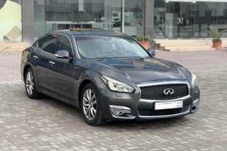 2016 Infiniti Q70 3.7L Luxe