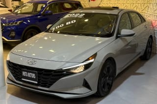 2022 Hyundai Elantra 2.0L Base