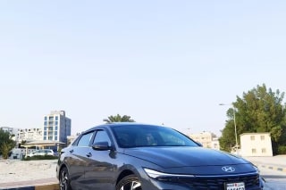 2024 Hyundai Elantra 2.0L Premium