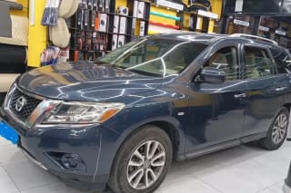 2014 Nissan Path Finder SV 4WD