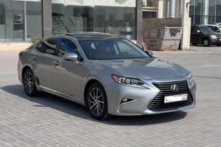 2016 Lexus ES 350 4 door 3.5L