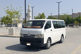 2010 Toyota Hiace Mid Roof Van