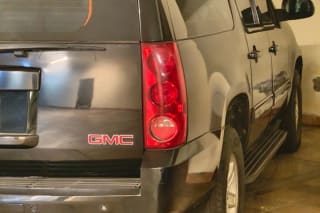 2011 GMC Yukon XL 5.3L V8 SLE (2WD)