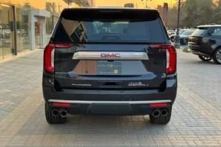2023 GMC Yukon Denali 6.2L V8 (AWD)