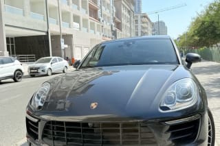2018 Porsche Macan Base Modelid