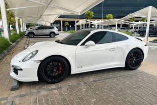 2015 Porsche 911 Carrera 4 GTS