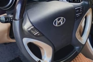 2011 Hyundai Sonata 2.4L Top