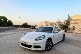 2014 Porsche Panamera 4 Executive