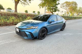 2025 Toyota Camry LE Hybrid