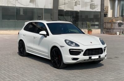2014 Porsche Cayenne for sale in Bahrain