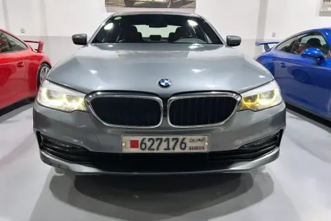 2018 BMW 5 Series 530i