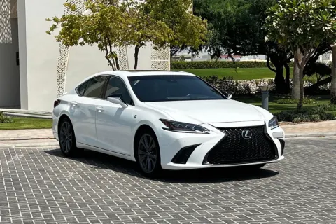 2019 Lexus ES 350 4 door 3.5L
