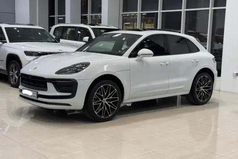 2023 Porsche Macan 2.0T Base
