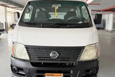 2013 Nissan Urvan  3-Seater Manual (4-Door)