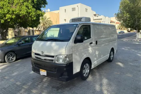 2013 Toyota Hiace CHILLER VAN