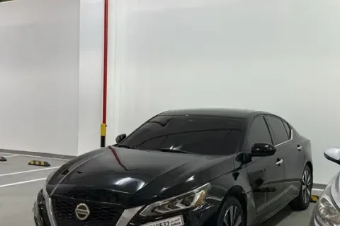 2022 Nissan Altima  2.5 SV